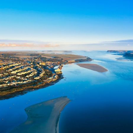 Padstow Escapes - Pajar Luxury Penthouse Apartment Bagian luar foto