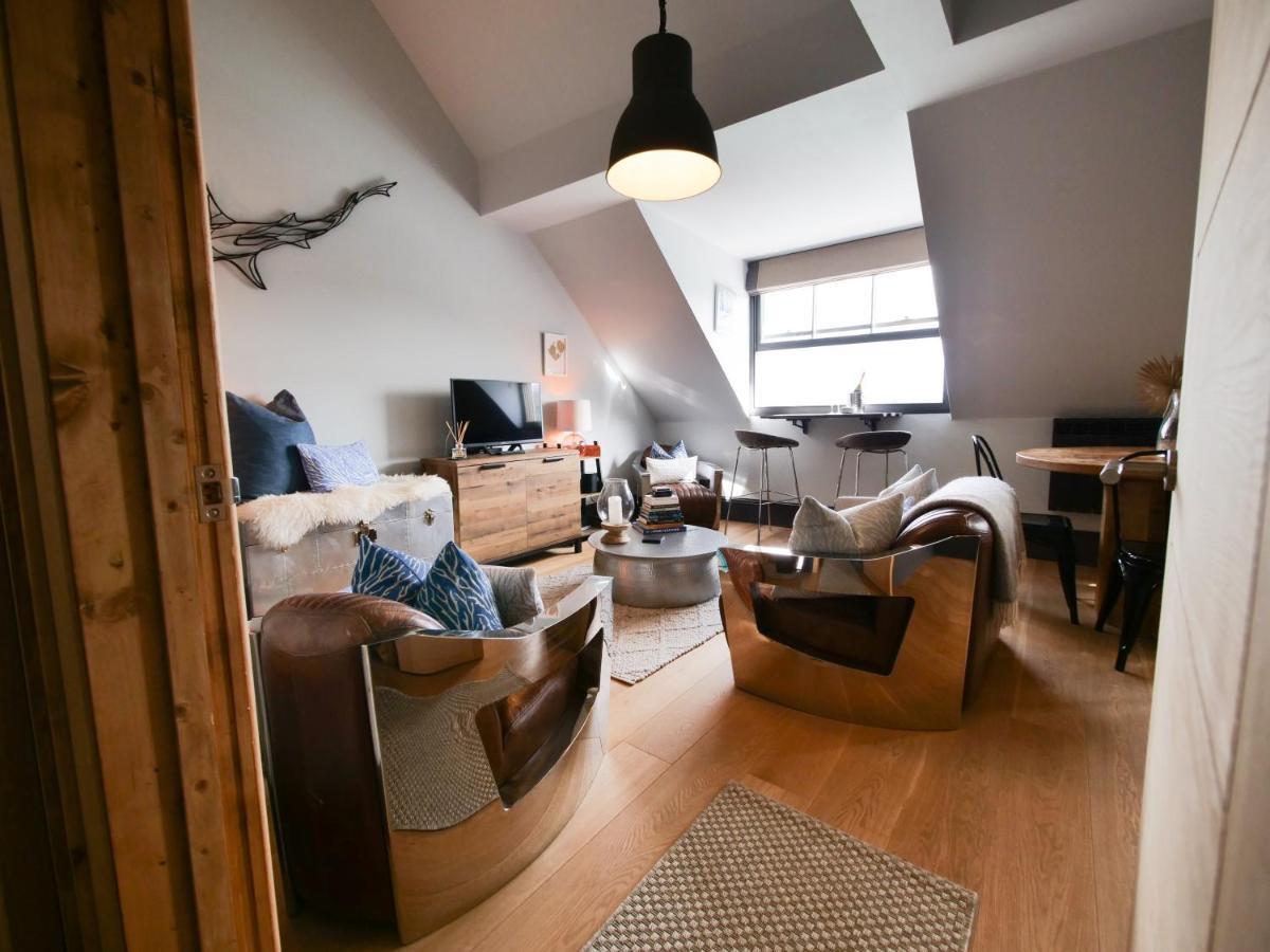 Padstow Escapes - Pajar Luxury Penthouse Apartment Bagian luar foto