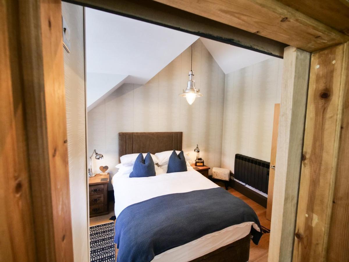 Padstow Escapes - Pajar Luxury Penthouse Apartment Bagian luar foto