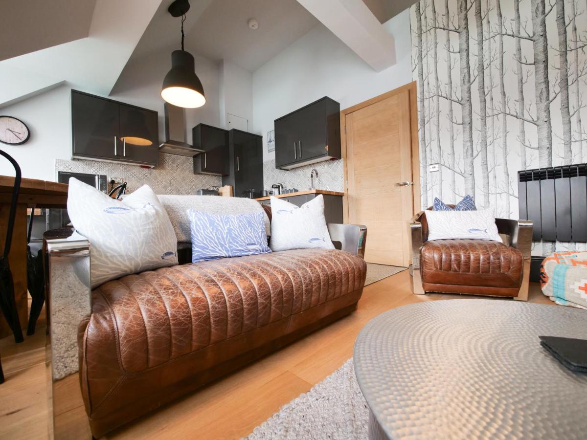 Padstow Escapes - Pajar Luxury Penthouse Apartment Bagian luar foto