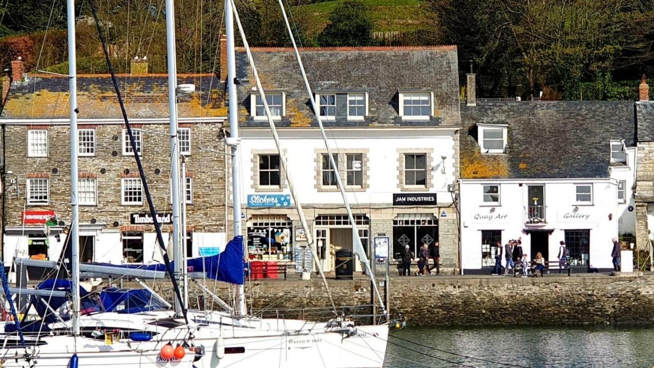 Padstow Escapes - Pajar Luxury Penthouse Apartment Bagian luar foto